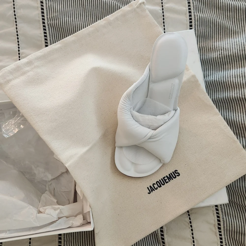Jacquemus Bagnu White Leather Heels Size 7.5